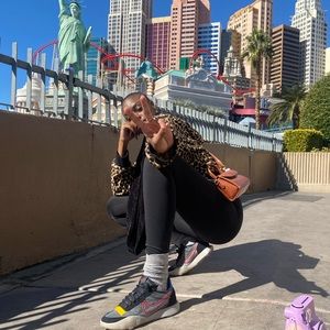 Meet your Posher, Zhane